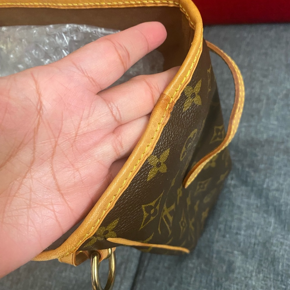 LV Monogram Batignolles Harizontal - Picture 7 of 16